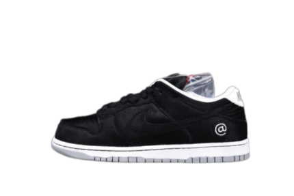 Nike SB Dunk Low Medicom Toy (2020) CZ5127-001